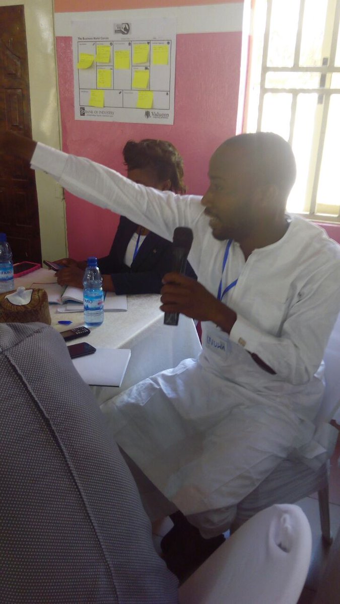 Valucon_biz's tweet photo. Inuwa making a point at the BOILER YES P Gombe in class session. https://t.co/z2luBVB6gg