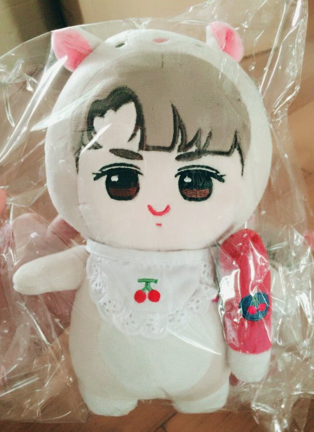 Hyangtori's tweet photo. 햫토리가 드디어!! 한국에 도착했어요😭!!
샘플에는 없었지만 체리자수가 새겨져있는 레이스턱받이도 햫토리 한마리당 포함돼서 같이 배송됩니다😍💕
배송은 다음주에 시작됩니다! 오래 기다려주셔서 감사해요😭
배송 후 불량교환 공지 올리겠습니다.감사합니다 :)♥ https://t.co/R3SUYnQ03m
