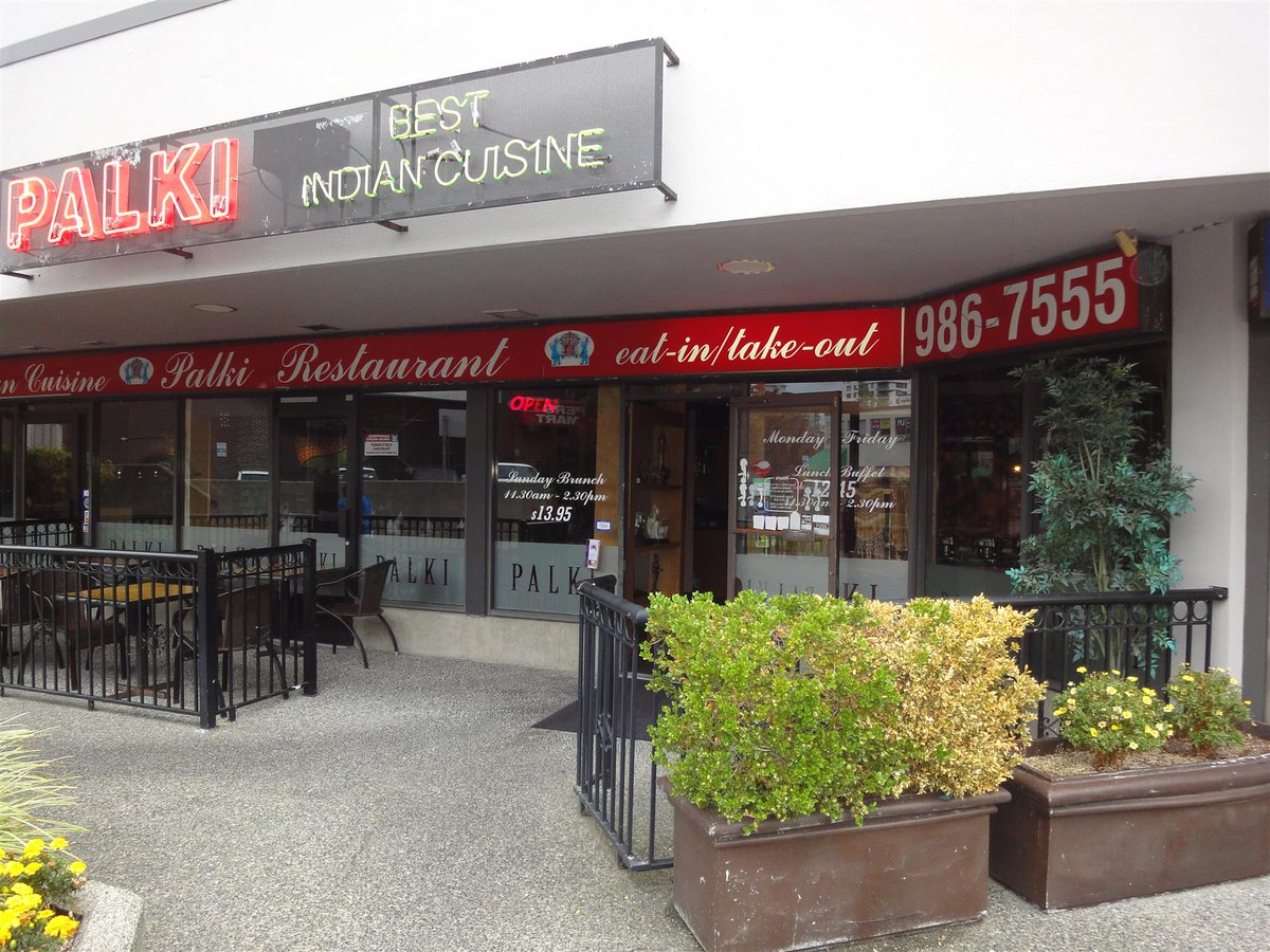 EvolveHicks's tweet photo. Palki Restaurant Re-opening soon with new HVAC https://t.co/KbKrtzkQay #Lonsdale #northvancouver #RestaurantDesign #VancouverRestaurant https://t.co/oAwW4TkR4j