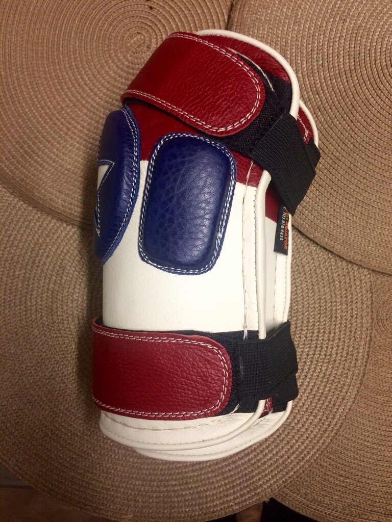 usgladiators's tweet image. Texas Lone Star Polo Knee Guards