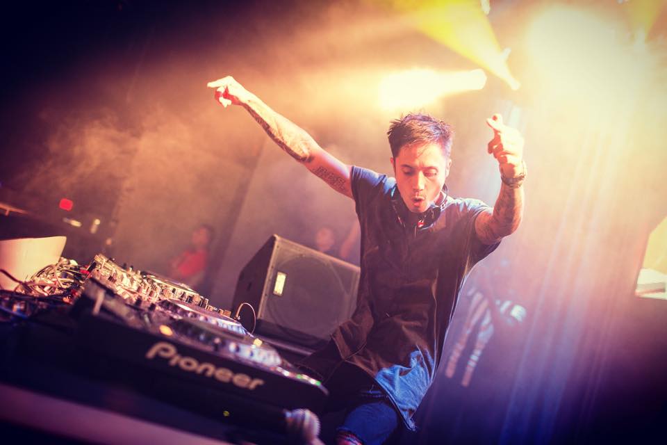 NVConcepts's tweet photo. The @Bassjackers are about to #BringThatBeat to #SofaKingFriday @RoyaleBoston next week: https://t.co/4YhulNbk6n https://t.co/XMbJs35DEa