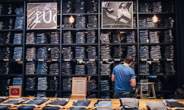 Don't need a gun to try on … jeans': Levi's CEO requests customers not to  pack heat in stores - The Washington Post