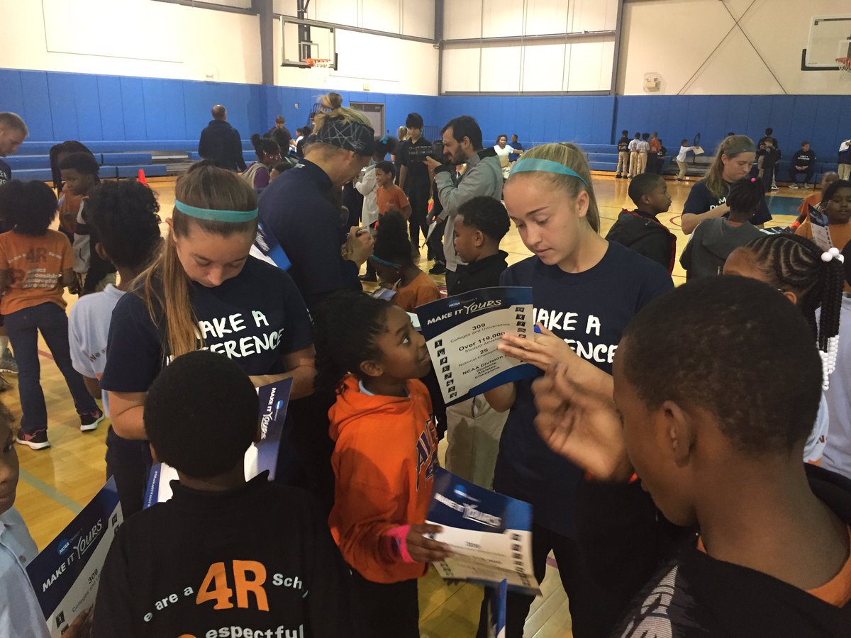 CSUCougarsWSOC's tweet photo. When you become local celebrities... #MakeADifference https://t.co/mI0oK4T7HU