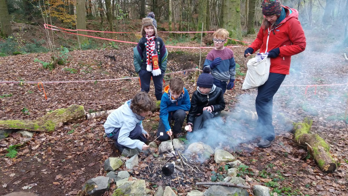 stmarysulv's tweet photo. Year 4 had a great time in the forest this morning with Amy @PlayfulNature https://t.co/Mx9gEQkKGY