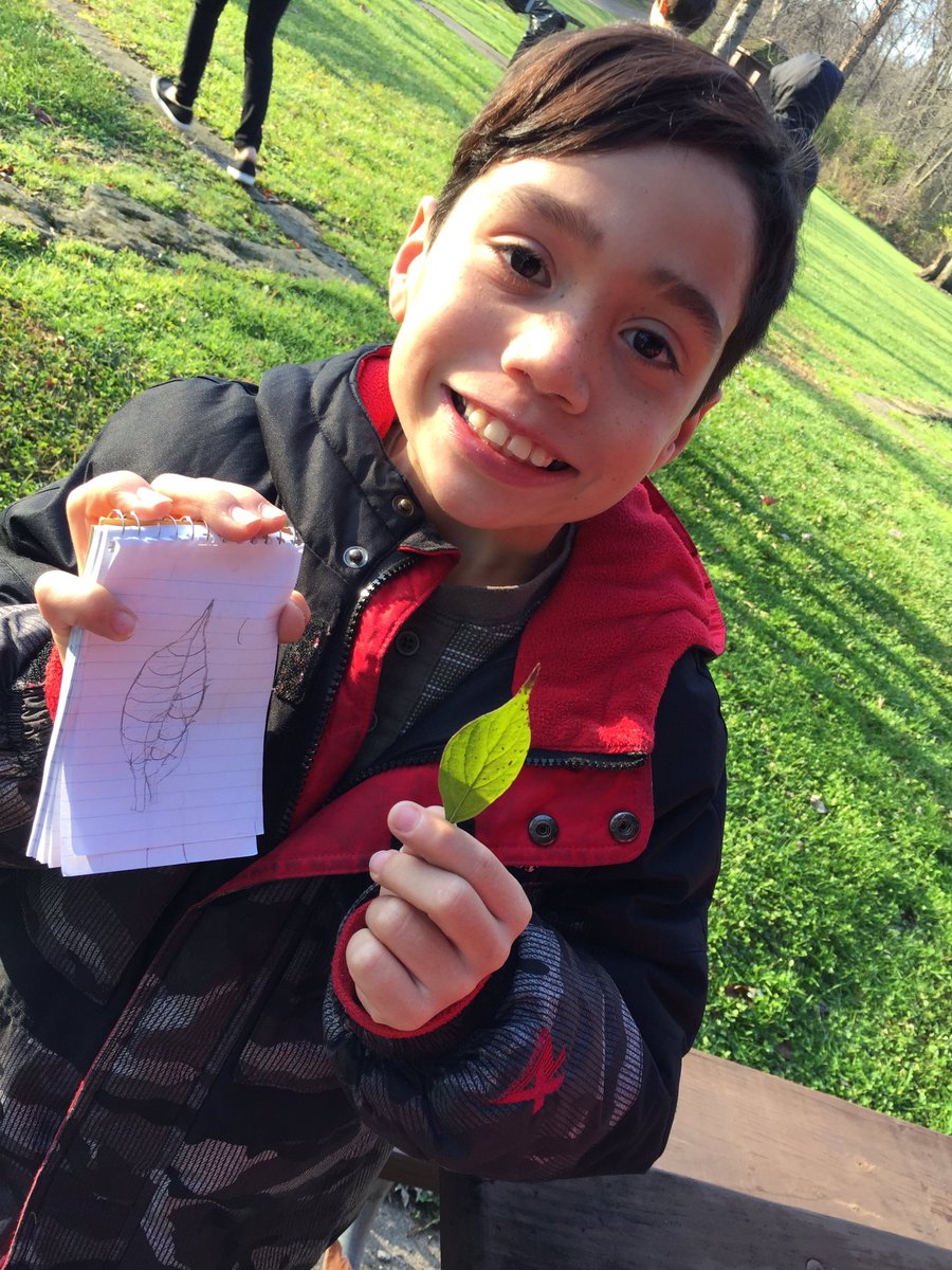 TeamKaufman's tweet photo. Nonfiction text features + beautiful day + Ox Bow Park + Team 184 = A lot of smiles and learning! #oxbowpride #concordpride #NIICEPD https://t.co/rYD20N44vE