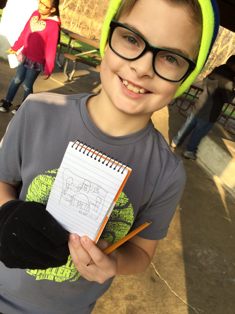 TeamKaufman's tweet photo. Nonfiction text features + beautiful day + Ox Bow Park + Team 184 = A lot of smiles and learning! #oxbowpride #concordpride #NIICEPD https://t.co/rYD20N44vE