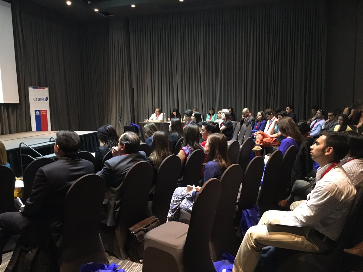 Marcelo_GR85's tweet image. Presentaciones de investigadores con casos de licenciamiento en #premiosTT se vienen los #premiosTT Corfo/RedGT @MarcelaAnguloG @Corfo