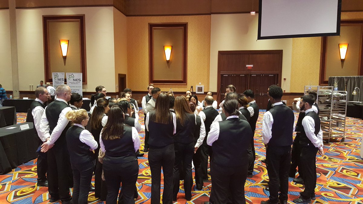 HeatherSingle18's tweet photo. @twinrivercasino team getting ready for #rihastars https://t.co/toENNpLqwa