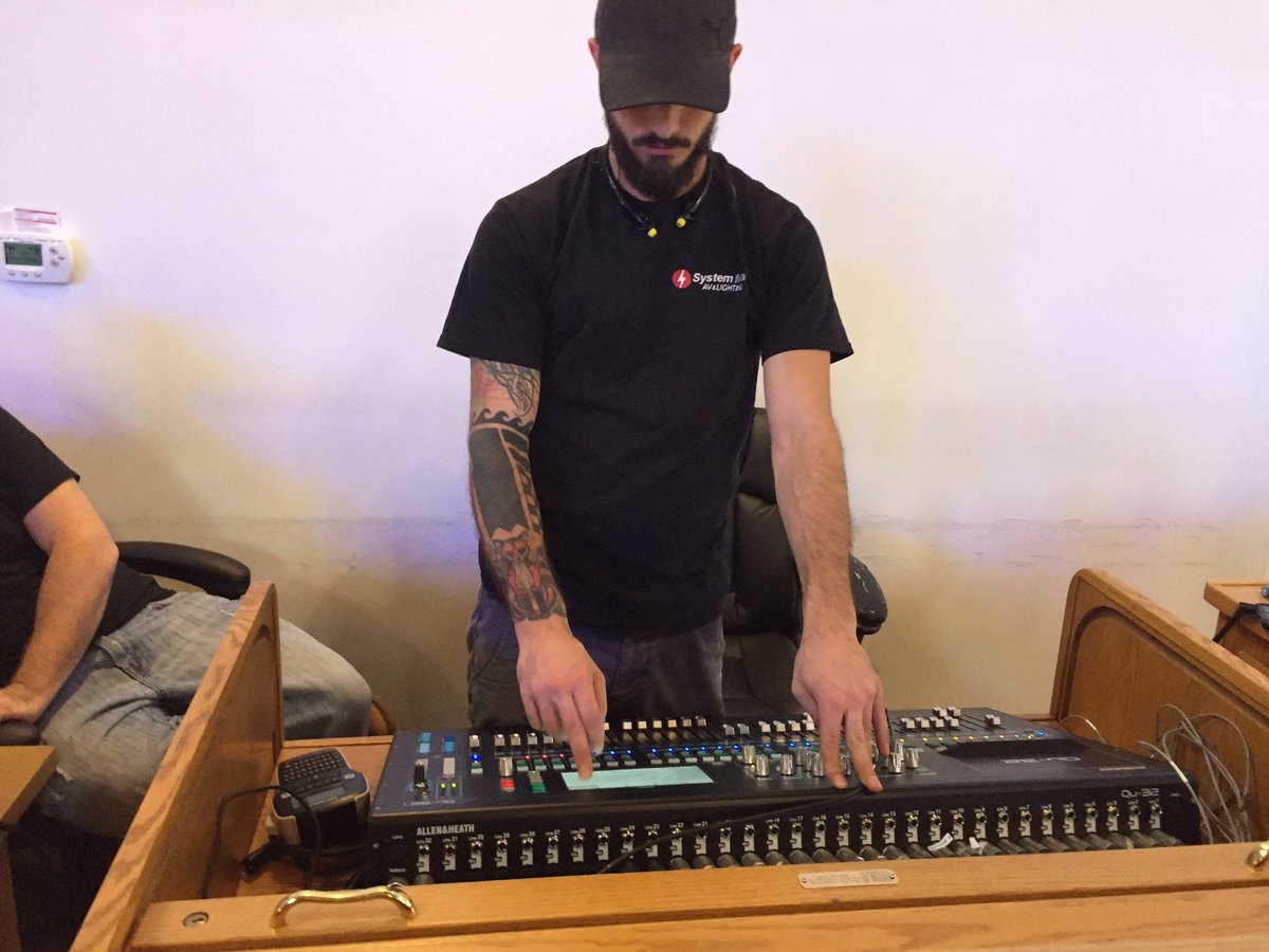 SystemMaxAVL's tweet image. Dylan sets up Mooresville 1st United Methodist for sound system launch this weekend! His bio is here systemmaxavl.com/about/team.html
#rockstarsofav