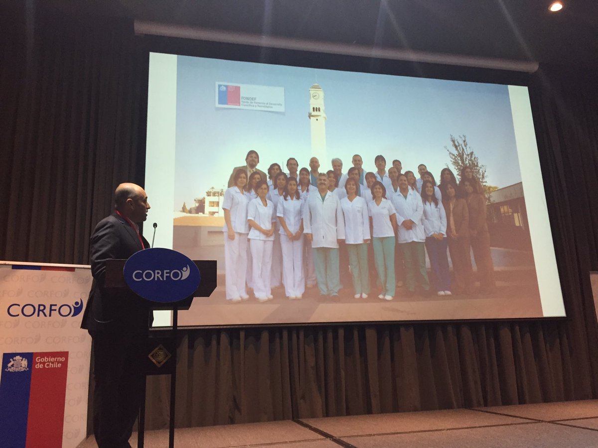 MarcelaAnguloG's tweet image. Encuentro #otlscorfo nominados #premiosTT UdeConcepción Dr JJofré presenta implante dental: patentado, licenciado y en el mercado mundial!!!