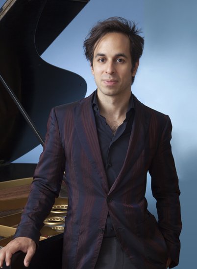 Wednesday,  Nov 30 - 9:30PM  <a href="/corneliastcafe/">Cornelia Street Cafe</a>  
CYRUS VON H AND THE HAT MUSIC       
$10 cover plus $10 minimum 
<a href="/cyrusvonh/">Cyrus von H</a>