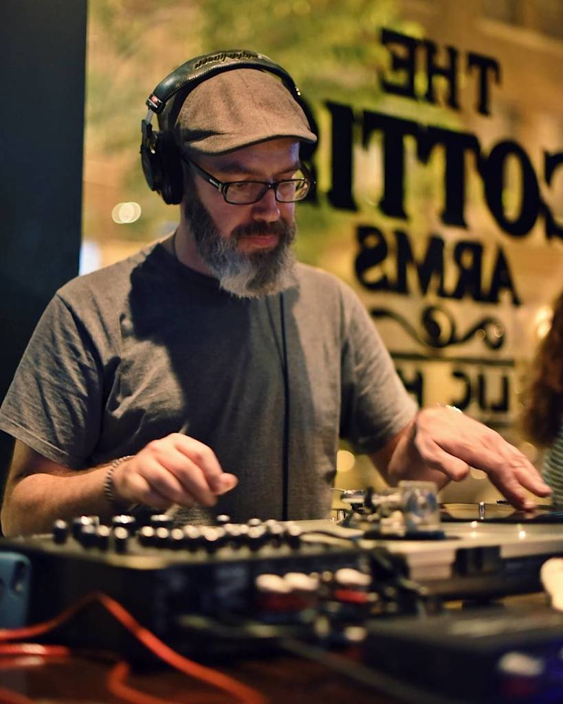 ScottishArms's tweet photo. Be here tonight for Scots Got Soul after dinner and enjoy great music by DJ Mark Lewis plus drink specials!  #armsr… https://t.co/ij5uvM8Wyc