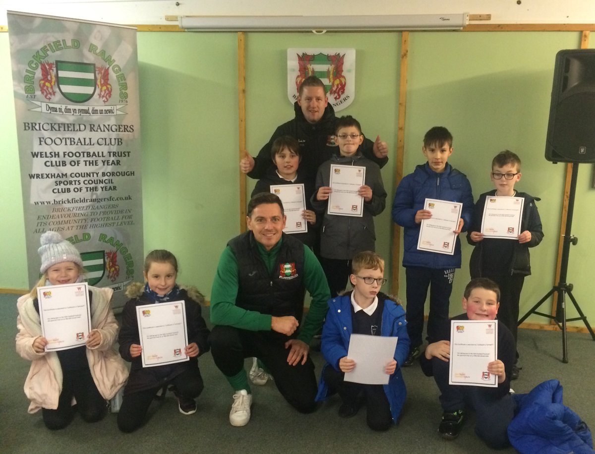 stgilesschool's tweet photo. The RP Unit met Nick Ward in a football festival this afternoon! He once played against Steven Gerrard in the Champions League! https://t.co/jjo1aOpfzj