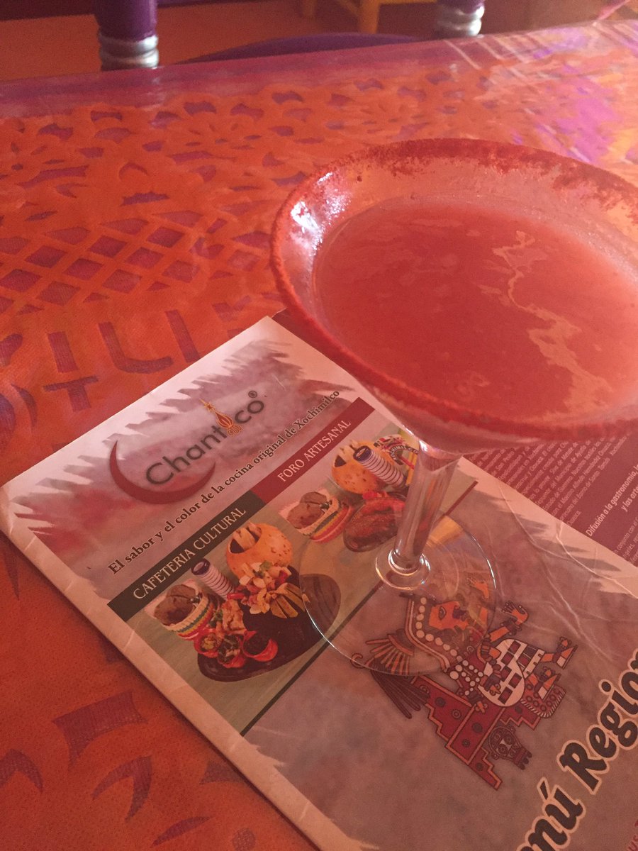 lorejdiaz's tweet photo. Así nos reciben en el 5to Aniversario de @ChanticoXochi "El sabor y color de la cocina original de #Xochimilco" https://t.co/2HDpdh4sgx