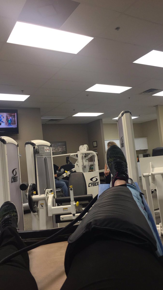 Woopoo123's tweet photo. #physicaltherapy #meniscous #gettingbetter https://t.co/inTvh3Sk5x