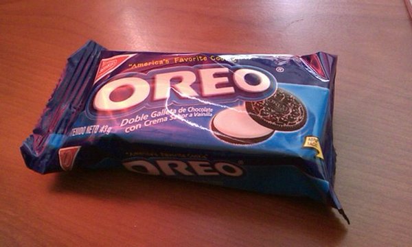 AlexaFerro1999's tweet photo. Un paquete de #Oreo y un tarro de #Nutella, a eso es lo que le llamo un #BuenMiercoles @NutellaLatino @Oreo @MundNutellaOreo https://t.co/QbXPK6rVDw