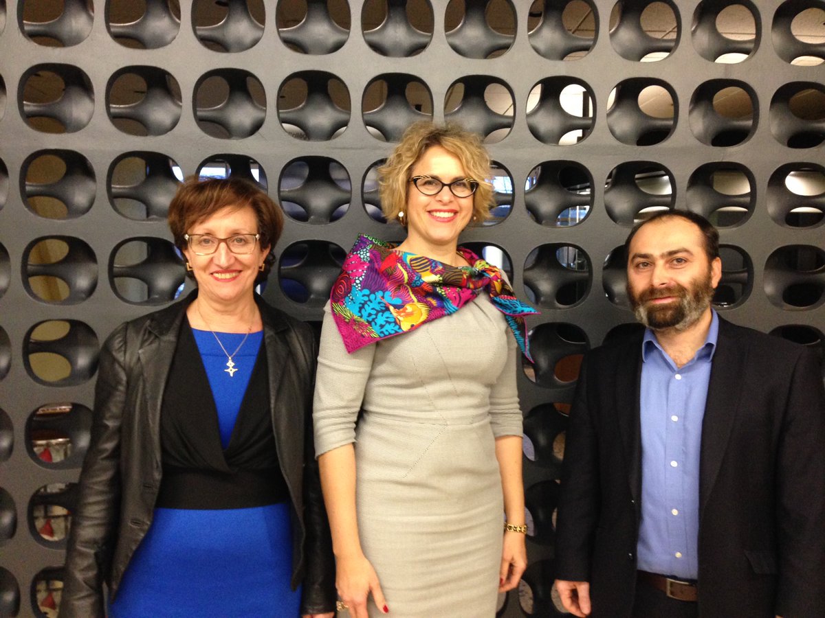 HaguenauerL's tweet photo. Contre #radicalisation par formation, éducation, recherche #VivreEnsemble #IRIPI,T Gulian et Malika Habel @CdeMaisonneuve @info_radical https://t.co/WpXrIDhnSW