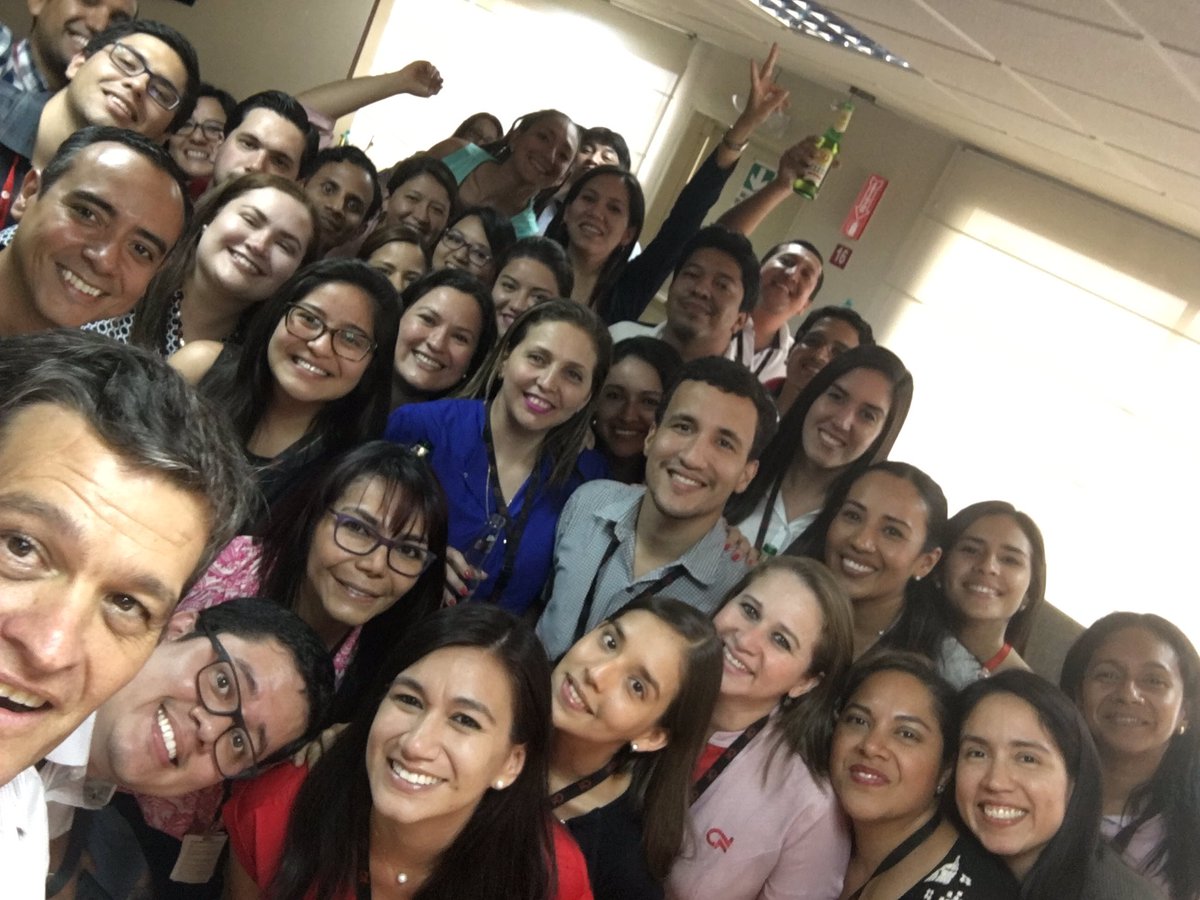 jarkovlasak's tweet photo. Compartiendo en RRHH con Jorge @jorgepelaez17 @OrgulloCN https://t.co/yEkE0CmLJs