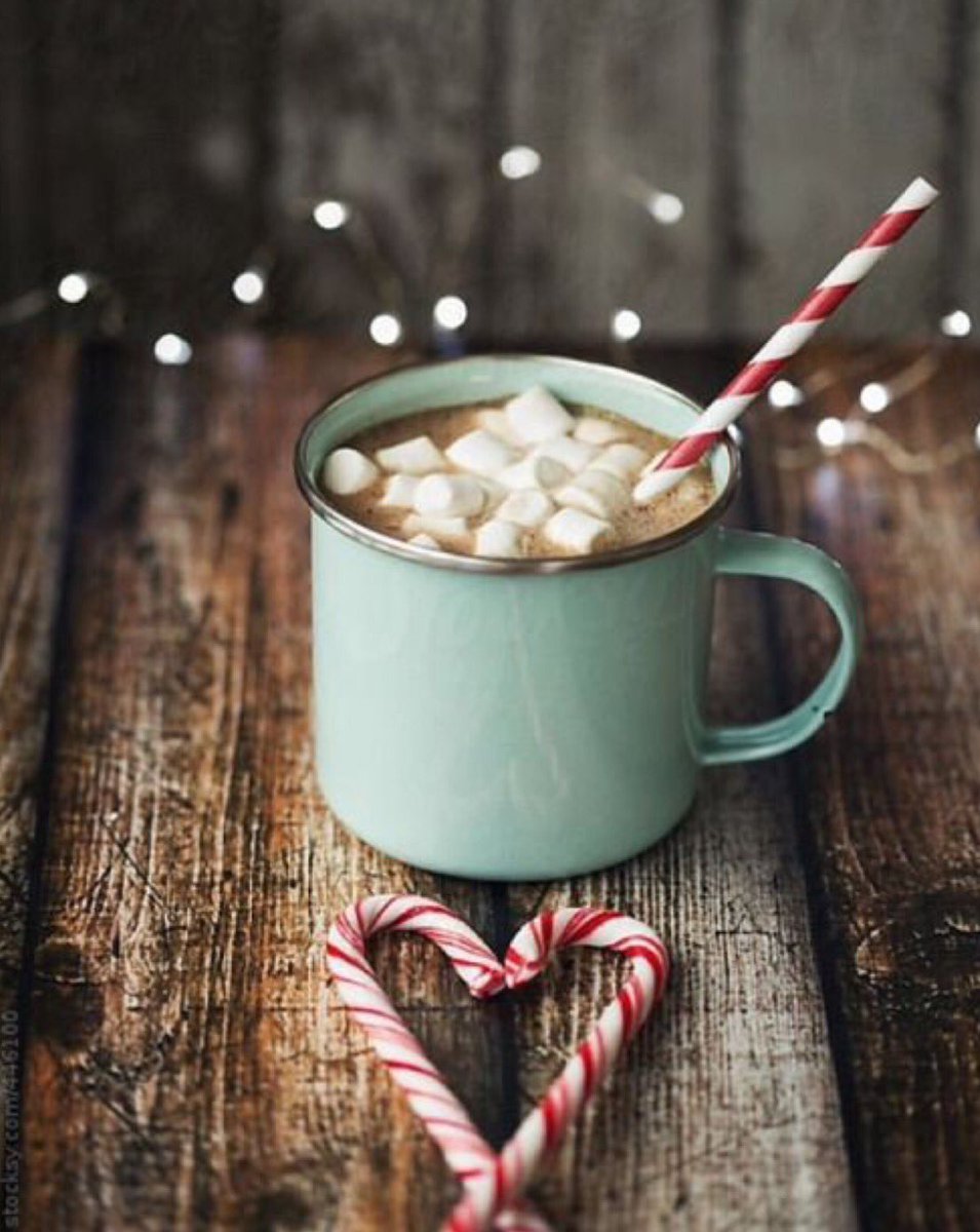 CatalystFBCT's tweet photo. Don't forget to bring your own mug tonight for some hot cocoa &amp; coffee at the Christmas party!! ☃️🎄🎅🏼#weloveCHRISTmas https://t.co/iFKU8NgdlB