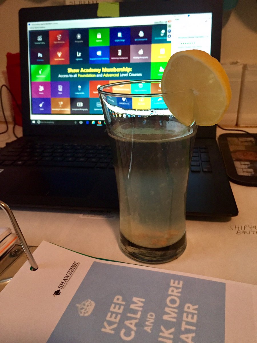 MonikaDonlon's tweet photo. @ShawNutritionA #shawsports #week3WaterChallenge #shawacademyisAwesome! Enjoying some lemon-water! ππ» https://t.co/ze7sApw34T