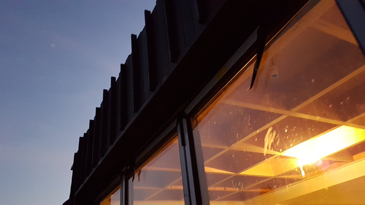 deDraftLondon's tweet image. NM Residence almost there but agonisingly slow drift to PC. #black #cedarcladding #cedar #extend #e17architect #douglasfir