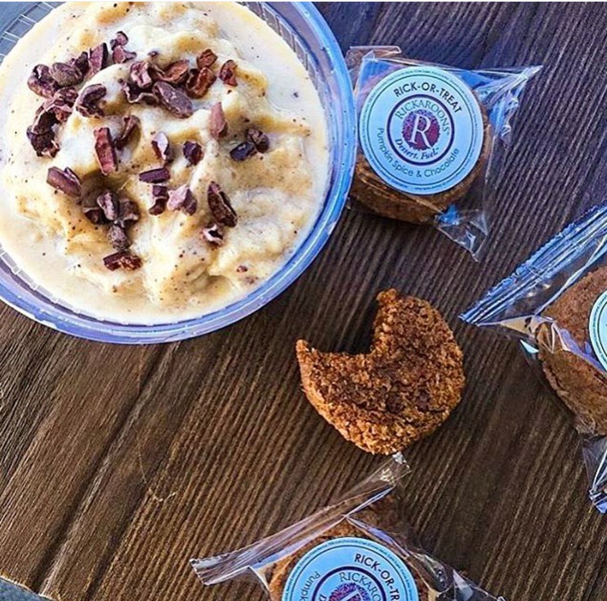 TopShelfSMD's tweet photo. @rickaroons It's still #pumpkin season. #coconut #almondbutter and more. Including #cinnamon @lindenpublic @glowingjuices @naturewell2 https://t.co/IqgY55BIFK