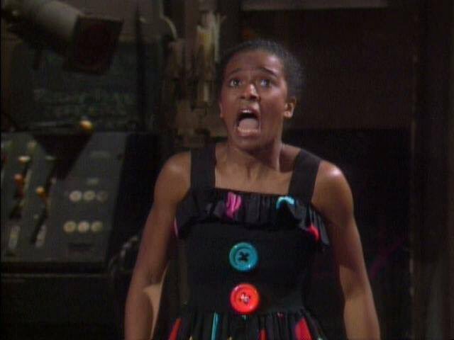 tkeyahcrystal's tweet photo. Some #WednesdayWisdom from little #Cryssy to #SupportBlackBusiness!! #EconomicFreedom #InBlackWorld #InLivingColor #Actress #BlackWednesday https://t.co/lErjvdBi0Q