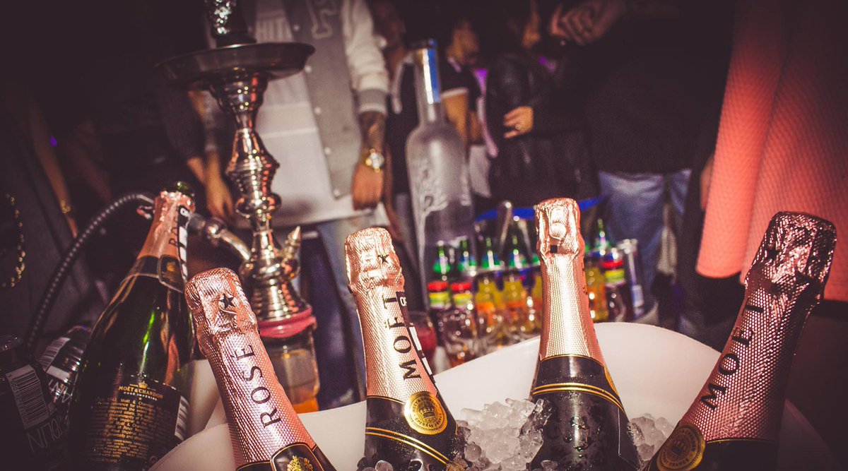 Listas_FaenaVip's tweet photo. Listas Moss Madrid -Sabado Chicas GRATIS Chicos 1x10/2x15€ Botellas desde 100€=>Listas y reservados☎️630880984 what https://t.co/nUIMDnhRVW