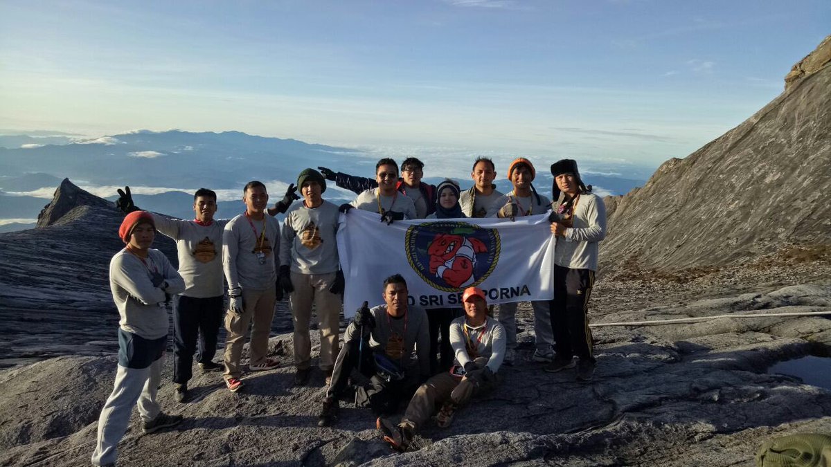 KDSM_PASKAL's tweet photo. #xpdc #KDSMPeople  menawan #gunungkinabalu  #kerjasama #semangat #jatidiri #JERI @tldm_rasmi @mawilla2 https://t.co/A6JRAZyPgo