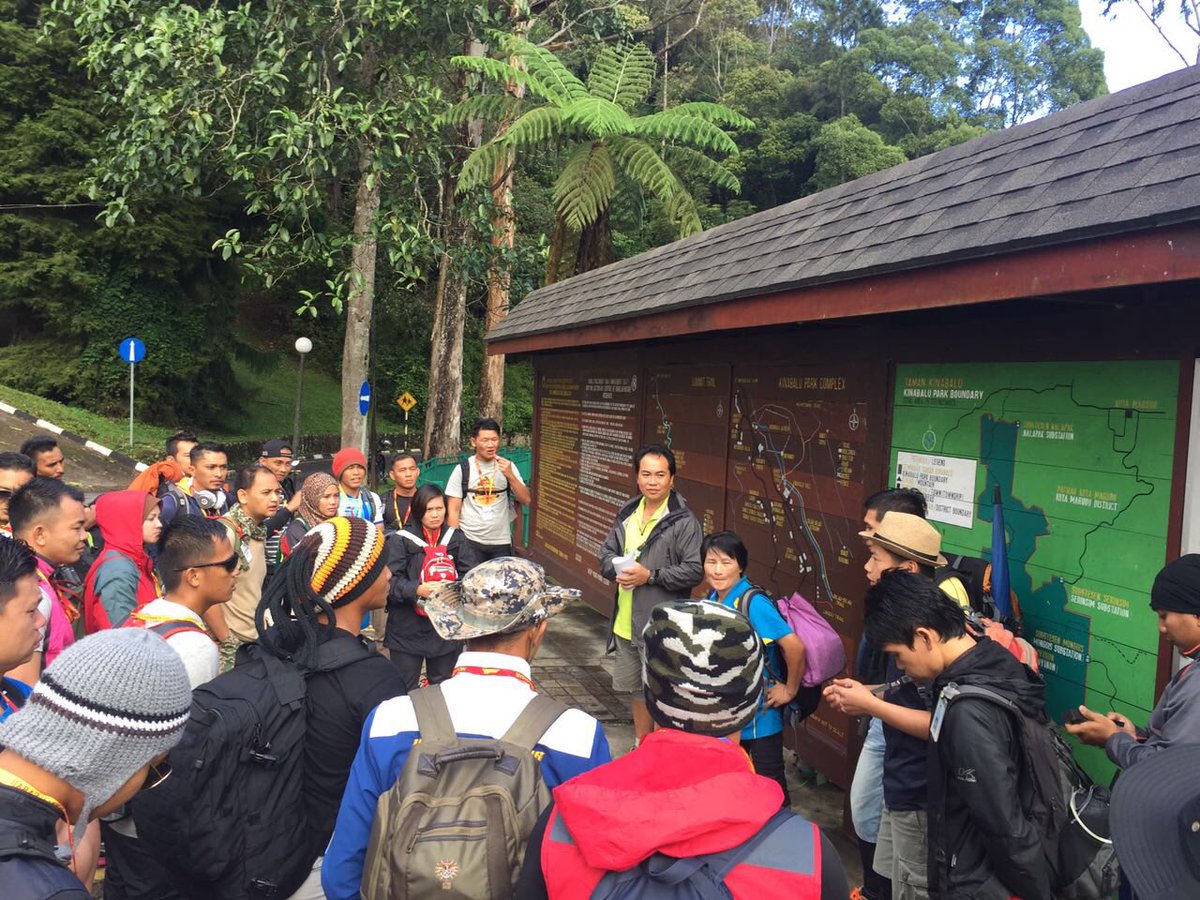 KDSM_PASKAL's tweet photo. #xpdc #KDSMPeople  menawan #gunungkinabalu  #kerjasama #semangat #jatidiri #JERI @tldm_rasmi @mawilla2 https://t.co/A6JRAZyPgo