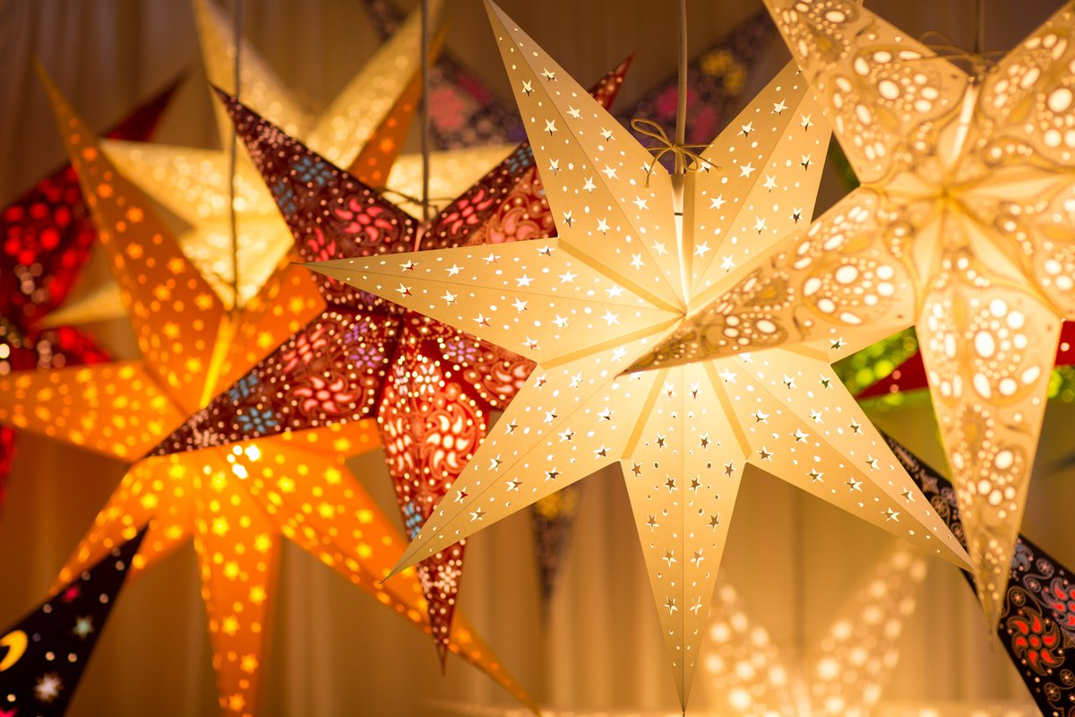 BramptonMarket's tweet photo. Watch out for our pop-up Xmas Shop open Sat 3 Dec 4pm till late for hot mulled wine, Brampton-made mince pies &amp; @paperstarlights lanterns https://t.co/zLG44ZNSv2