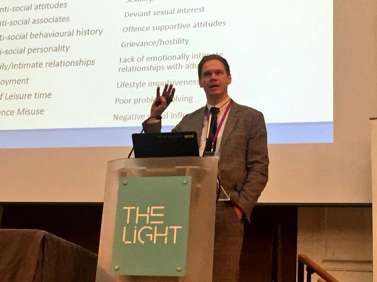 SOCAMRU_NTU's tweet image. Great feedback on Nick’s keynote at @BPSOfficial #psy4stu event yesterday in London (photo from @PsychFashionLCF) @BPSStudent