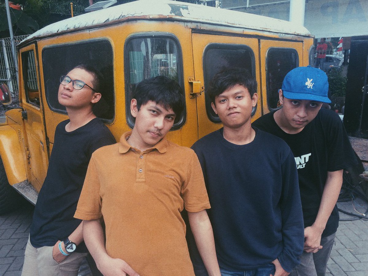 Rolling Stone INA tweet media