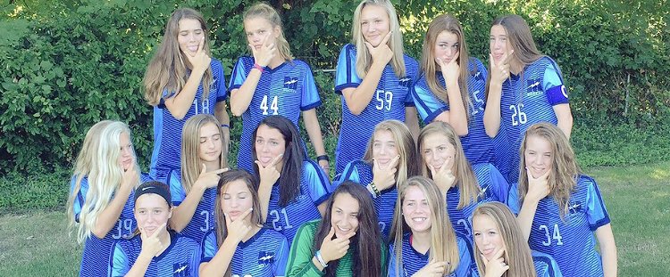 simms_lila's tweet photo. happy birthday clare!!! ilysm girl and hope you had the best day carpool budπβ½οΈπ€π€#squad16 #sedohc https://t.co/JAlJbdzpGp
