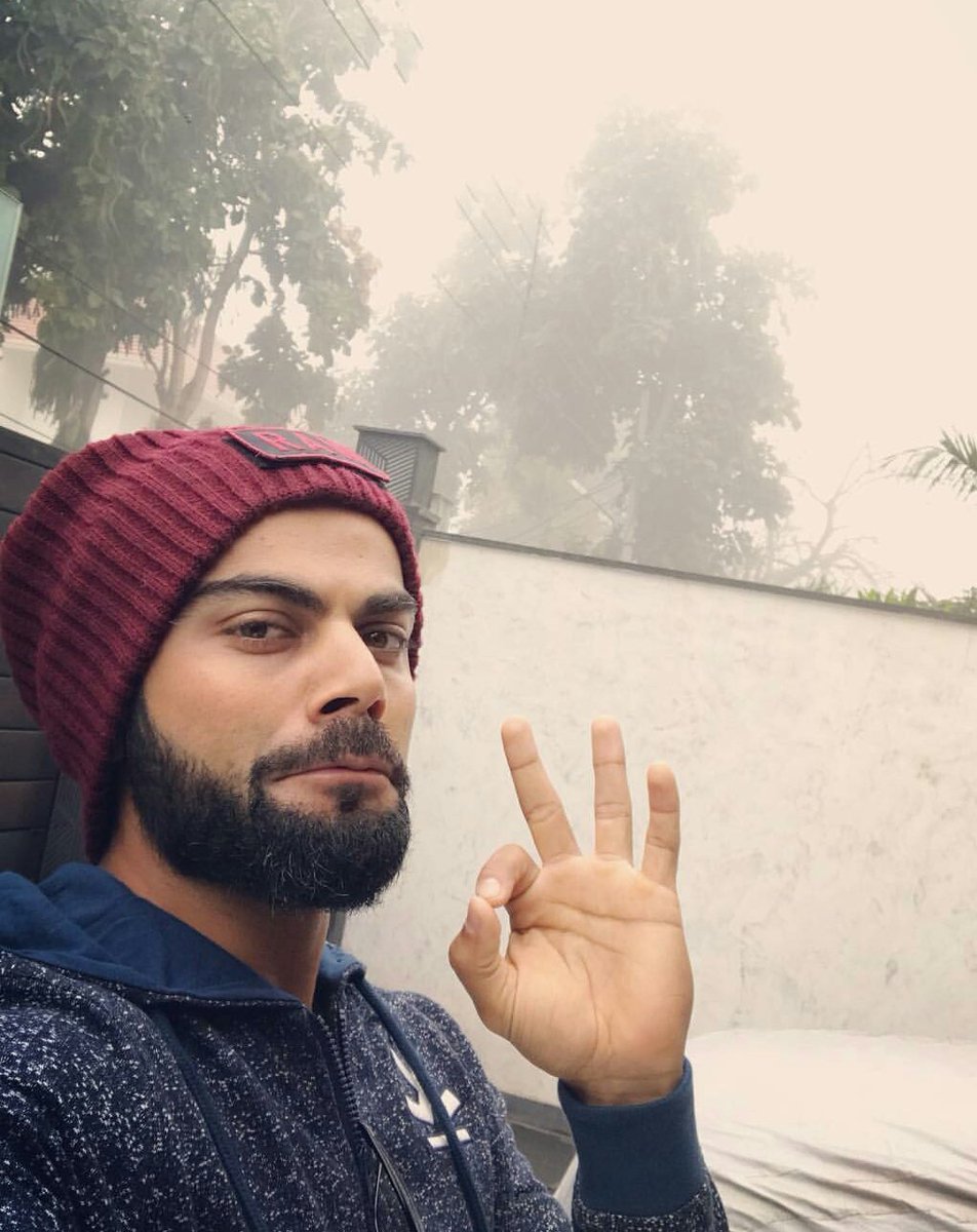 imVkohli's tweet image. That feeling of seeing a foggy winter morning after ages! 😎😎 Oh btw, that&apos;s my new @StayWrogn hoodie! It&apos;s super cool 👌👌 #FoggyMorning