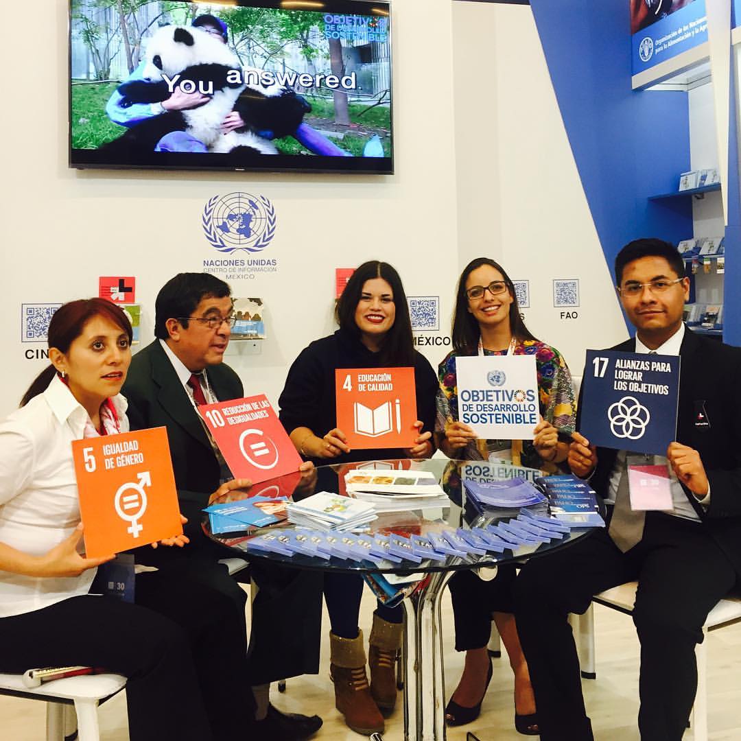MYWorldMexico's tweet photo. ¡Con @TheTreeSchool e @Invipress charlamos sobre los #ODS en el stand de @ONUMX en el marco de la #FILGuadalajara! https://t.co/m0hSHC87xT