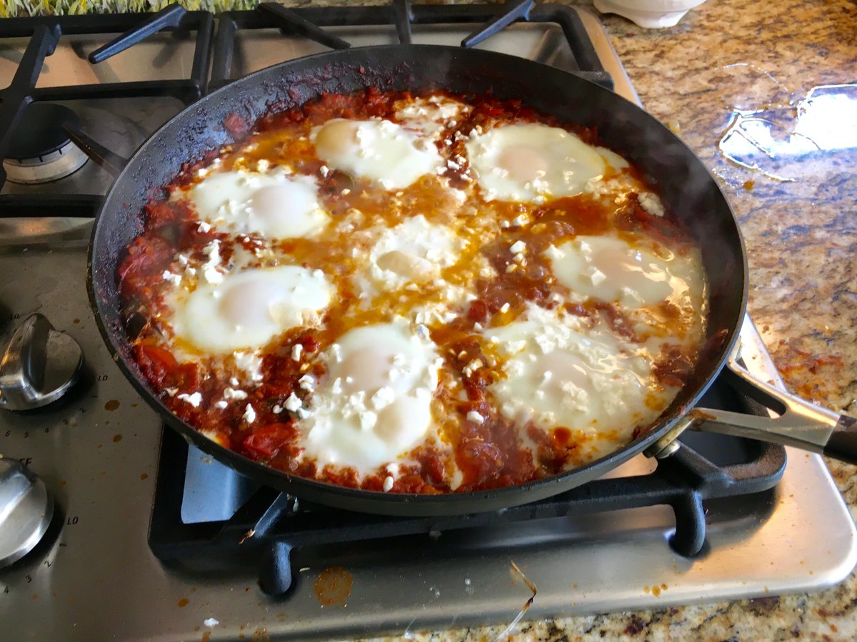 TheFoodConch's tweet photo. Shakshuka with feta [4032x3024] https://t.co/a51stnnO7W