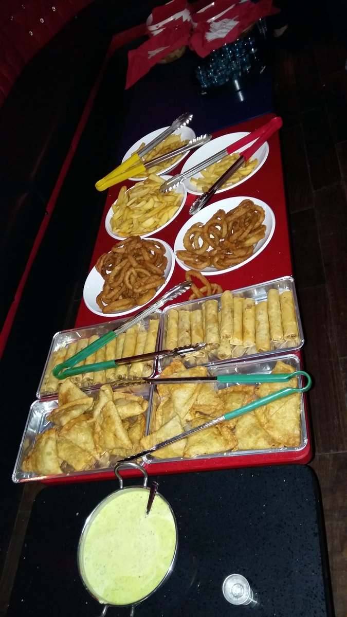 UCBeventsdegree's tweet photo. Huge thanks to Jason &amp; all @zarasshisha for making The Catwalk Stars fashion show event possible tonight :) @UCBWish https://t.co/I8tSMzFST5