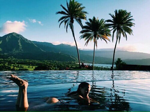 MejoresTwits's tweet photo. Trágame tierra y escúpeme en Hawaii 🙏🏻✈️🌊 https://t.co/XLTAYULCUX