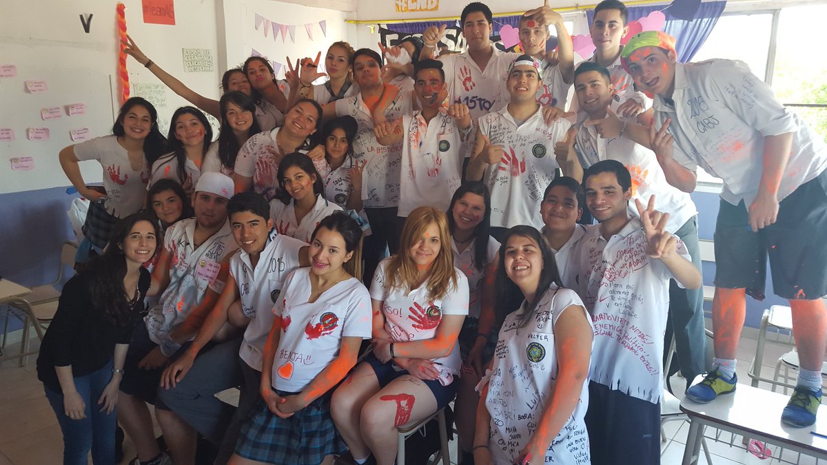 CDLAXV's tweet photo. Ya paso un año, es increíble #egresados2015 🎓
Gracias. https://t.co/Yn1k13itst