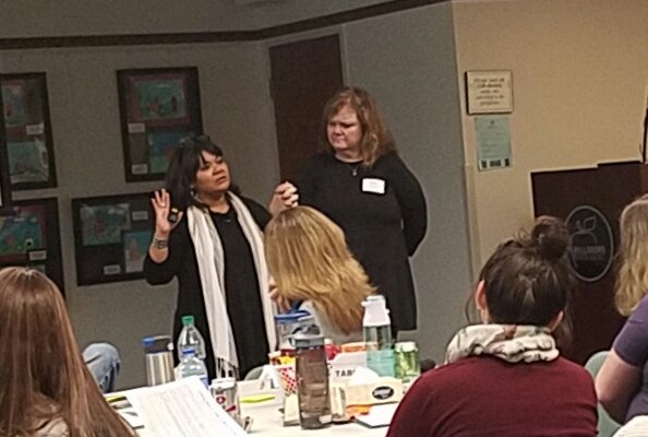ArcemaTovar's tweet photo. I can be changed by what happens to me but I refuse to be reduced by it.  -Maya Angelo #takingitup #proudtobehsd https://t.co/kkuAGpHQ6z