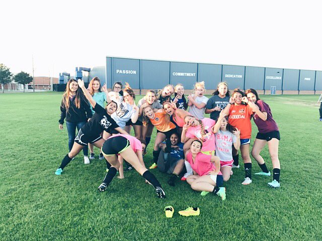 jackie_claesson's tweet photo. IT'S OFFICIAL, BH's first womens soccer team(!!) <3 https://t.co/XMVO69x9dq