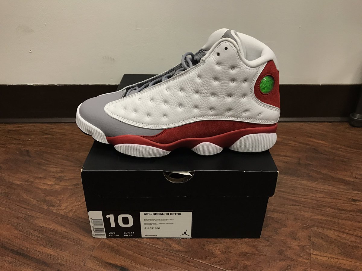 globalgoodsshop's tweet photo. NEW TO SHOP:
Jordan 13 "Grey Toe"
Size: 10 (D/S)
Price: $260
#globalgoodsshop #boutique #streetwear #hypebeast #sneakerhead #jordan #greytoe https://t.co/ElV2bSbzK3