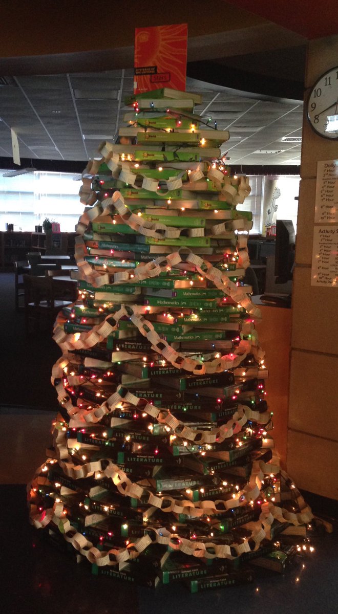 wpsbrookslib's tweet photo. Merry Christmas from the #BrooksLibrary! Our #booktree turned out great thanks to a bunch of super awesome kids! @WpsBrooks https://t.co/mpsWPkwqaa