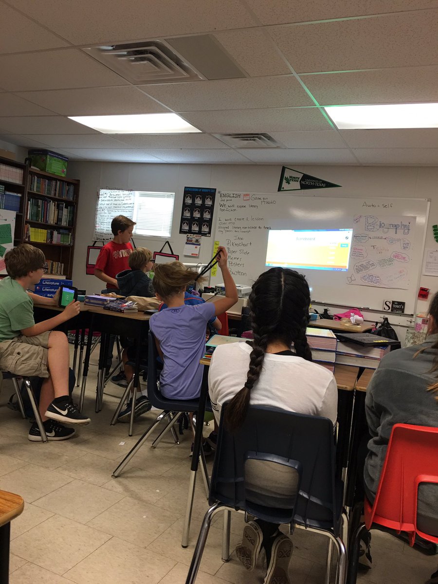 innovators_s's tweet photo. #curtis12days @Curtis_Roos S led/taught/ memes @kahoot @literary nf biographies https://t.co/9F638K64j8