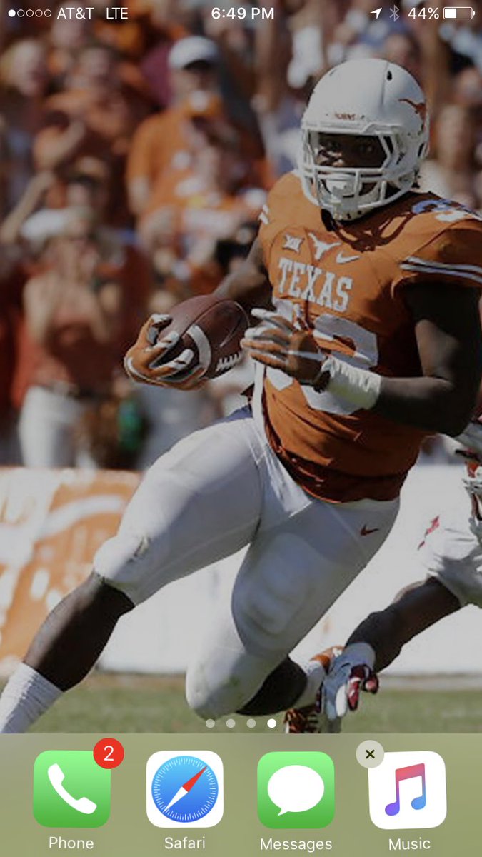 NickMcGraw17's tweet photo. Congrats @D33_foreman! Was reminded today why this has been my wallpaper since last year https://t.co/G476ocFV5r
