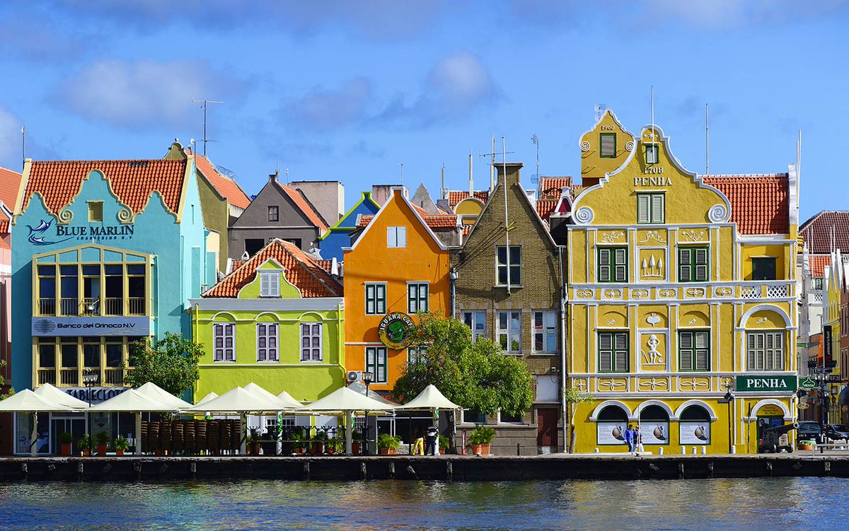 lonelyplanet's tweet photo. 7 reasons why #Curaçao should be your next #Caribbean vacation https://t.co/JTbxWVhGIo by @The_Traveling_B #lp #travel https://t.co/qG5UzYX06H