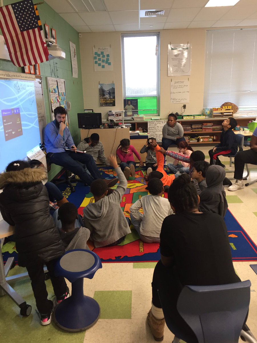 danatobin87's tweet photo. Amazing class meeting in @MrDuffyLMES class- sharing the positives about our classmates 🤗 @LyonsMill https://t.co/PyDOL2rL1v