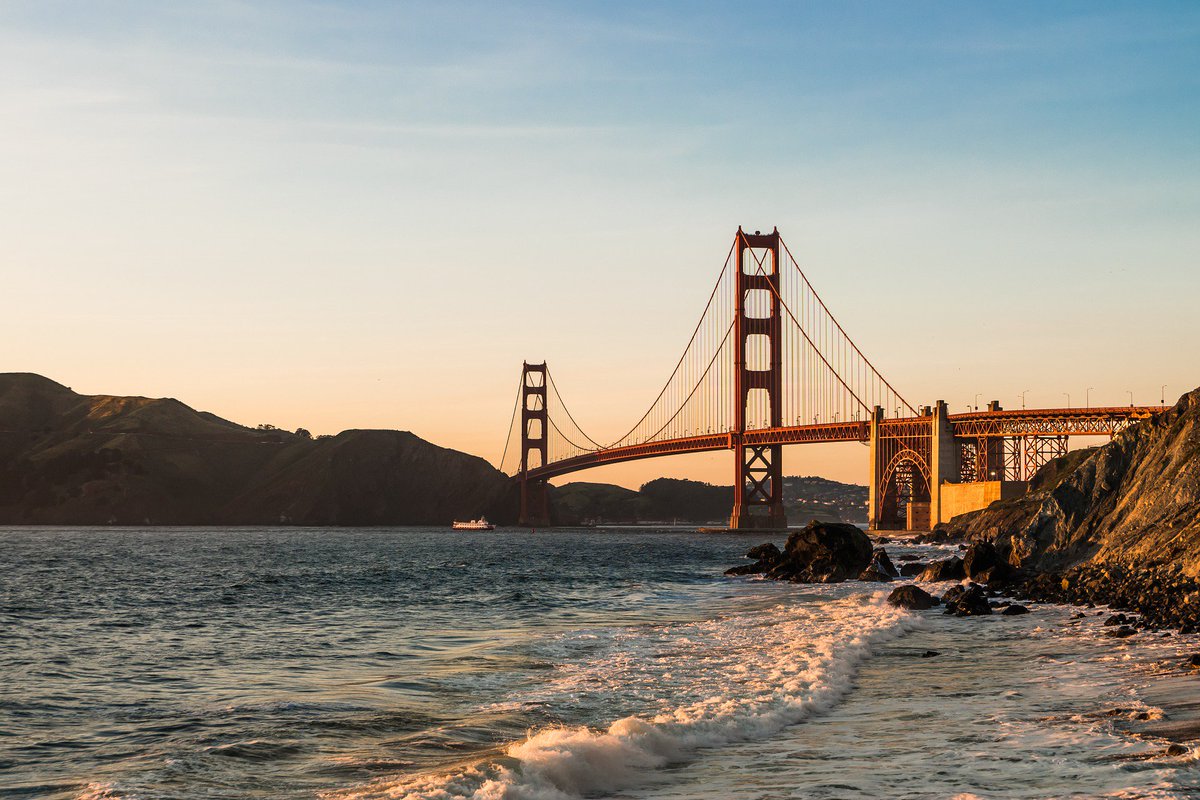 lustgartenfdn's tweet photo. Walk across the Golden Gate Bridge & raise funds for #pancreaticcancer research Sat 12/3! Register today https://t.co/nnBtCCCjKH #PCAM2016 https://t.co/07pzVu7UWi