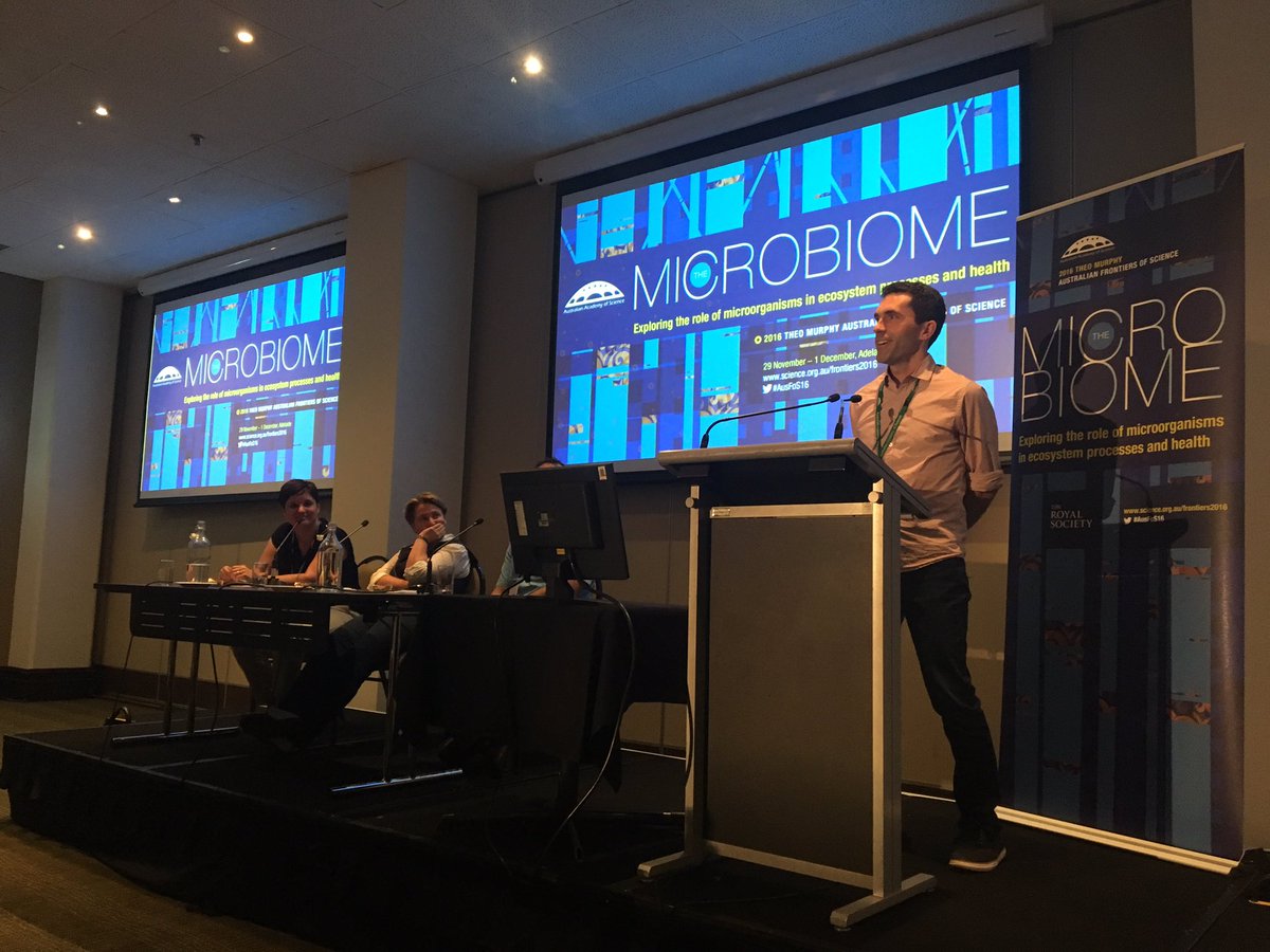 lsweyrich's tweet photo. Excellent panel discussion about tips for career success (and what not to do!) for ECRs! Tip #1 = be yourself! #AusFoS16 #microbiome https://t.co/7ucOtmgg8C